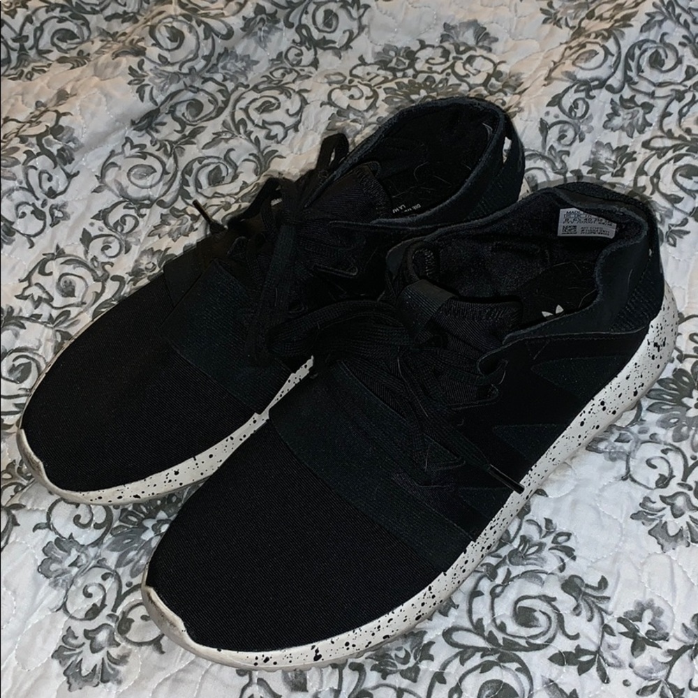 Adidas tubular